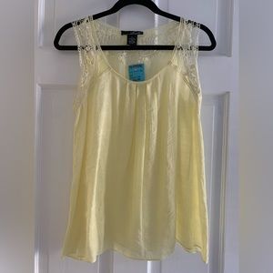 NWT Willi Smith Ladies Size Small flowy tank